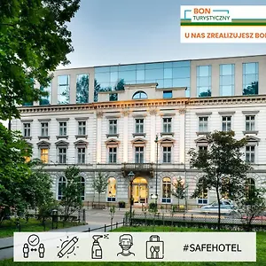 verificați disponibilitatea