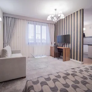 verificați disponibilitatea